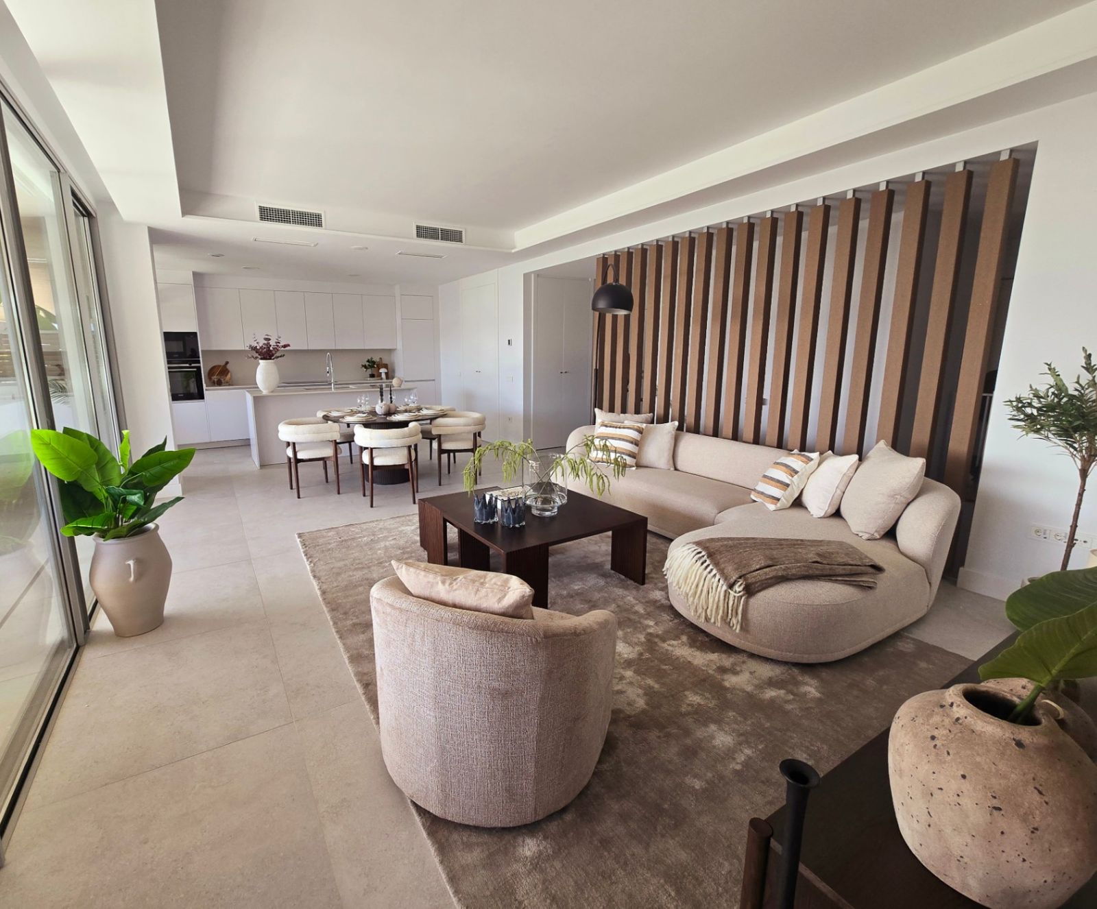 121c7bb8586324d8c28d90aff1acbc1e - 3