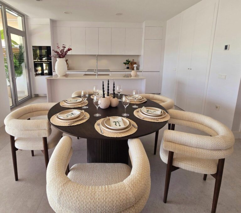 121c7bb8586324d8c28d90aff1acbc1e - 4