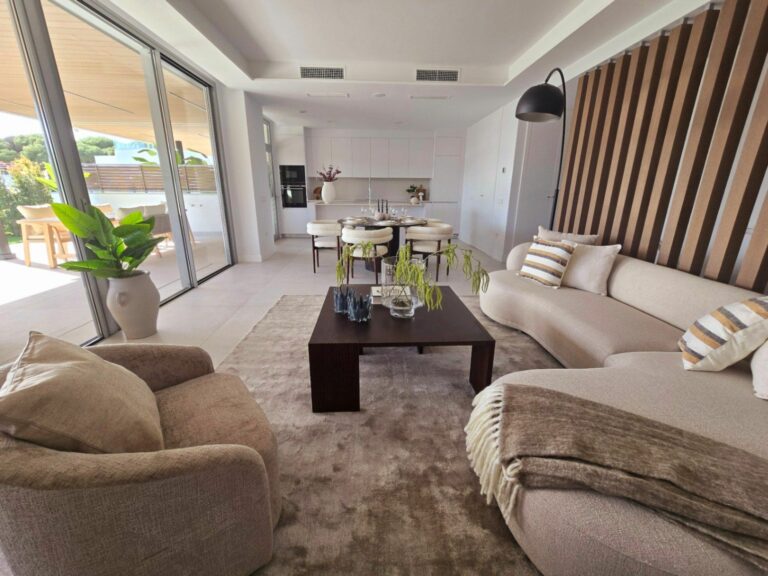 121c7bb8586324d8c28d90aff1acbc1e - 8