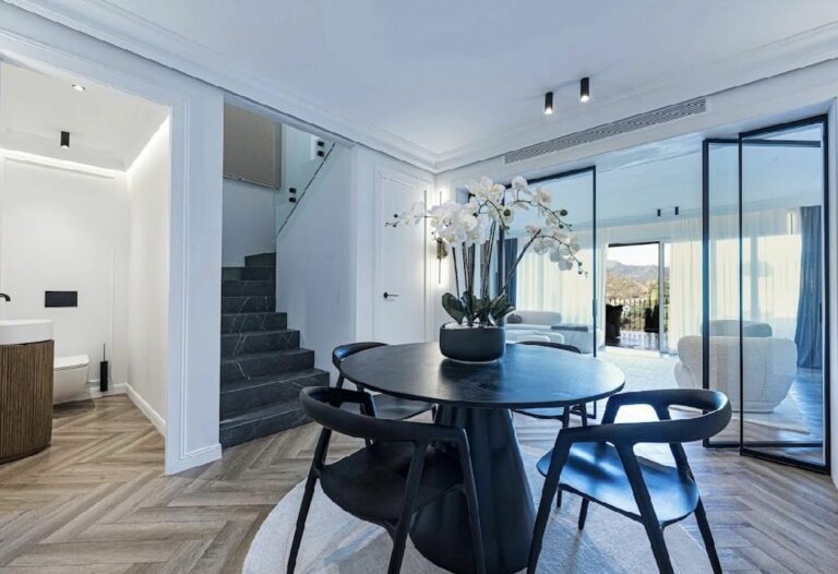 127493ef73fe564bf7aa2613527b74c0 - 16