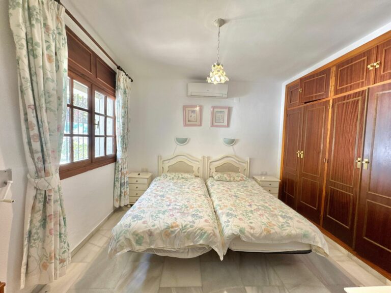 14c8bc576ff73ac7351a2644bf3a7095 - 10