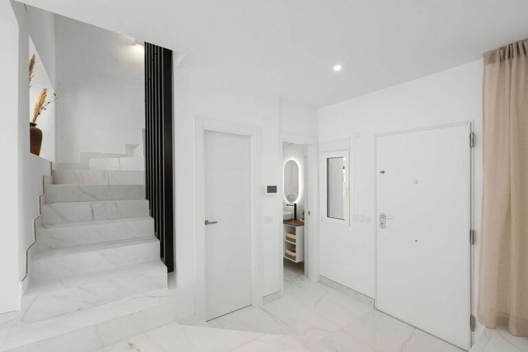 15bb2a4be7146481b8b1b557f07b1c4f - 16