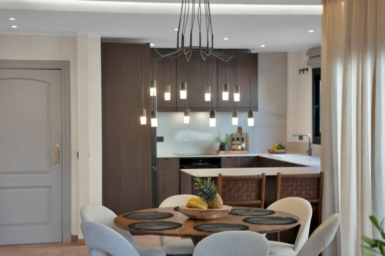 15bf6c08b74869964cd9b4da9a0ce230 - 5