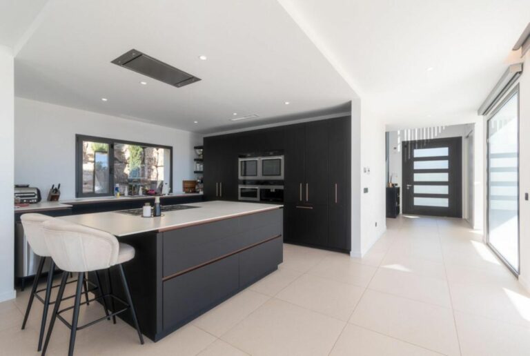 171916bed9a00c9b716cb86690fbd75f - 15