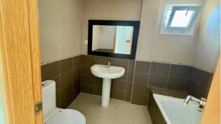 1723d6c66d12164ca719dcd1633048da - 12