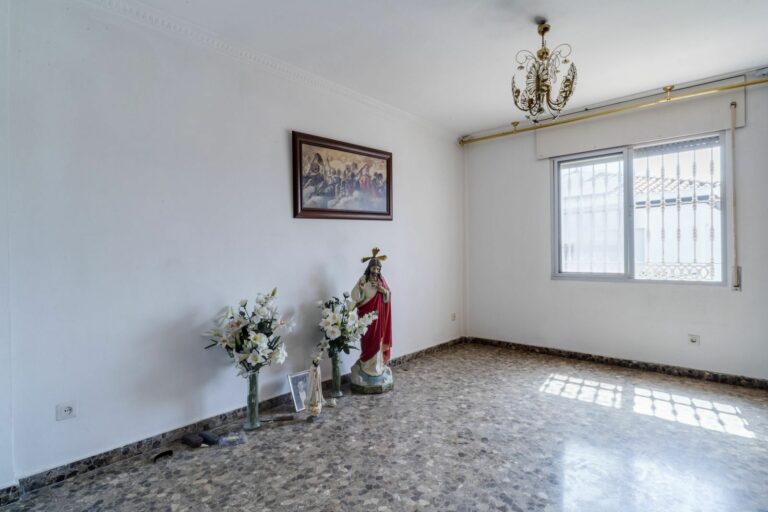 175f1edfbc424bb85dd1a4e40a955911 - 12