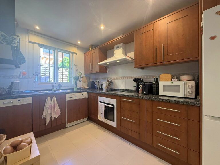 1790ef453148bdb8cc32ddcd5970ffe3 - 14