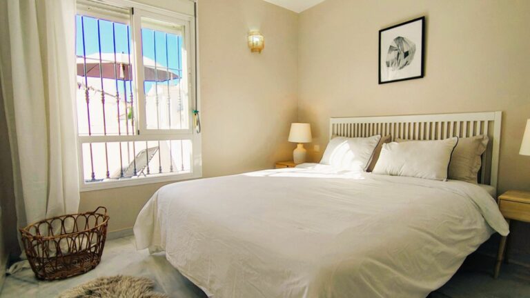 17f0fd250a96ad8e359a343c77a1d631 - 12