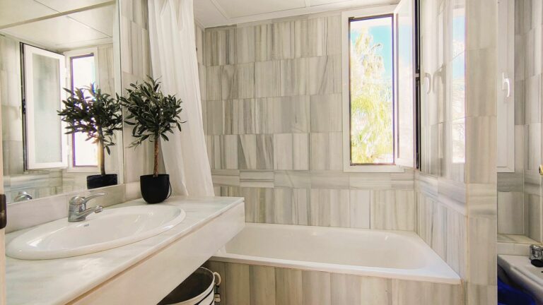 17f0fd250a96ad8e359a343c77a1d631 - 13