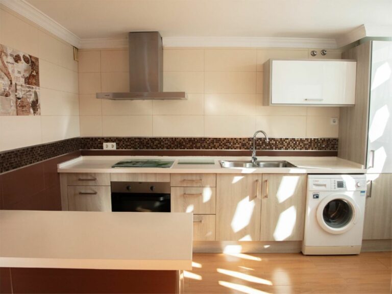 17f50061abe5ca61a95389842ca4ad03 - 7