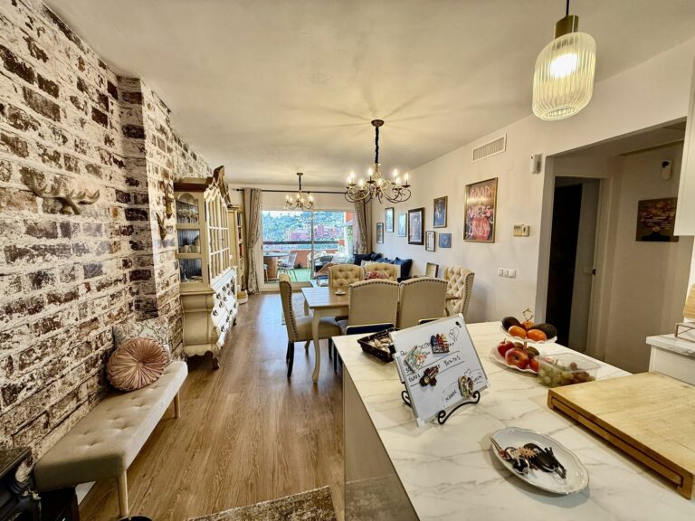 181fd25f0f44c6cac8716881fcdb9f68 - 5