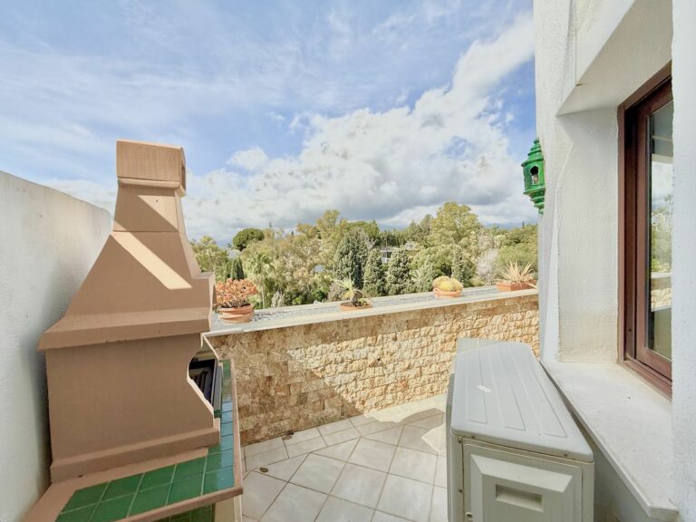 18903e051a55a0369b9db805b57301a1 - 16