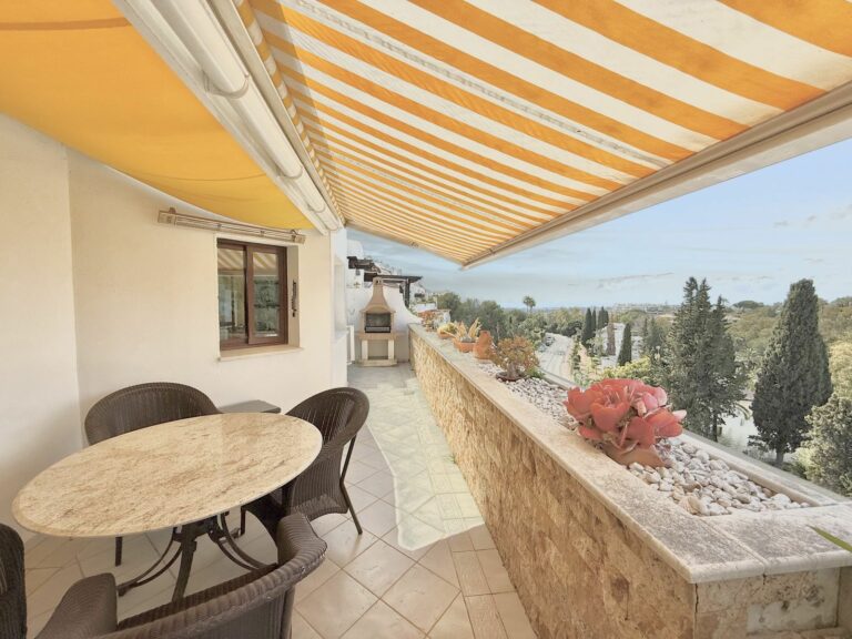 18903e051a55a0369b9db805b57301a1 - 2