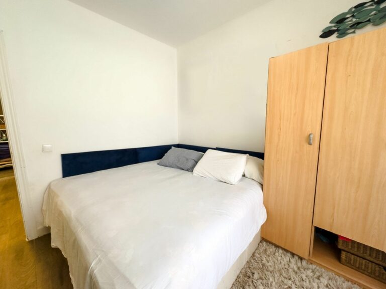 19176be6d02182f9468fdae34fc5f3fd - 16