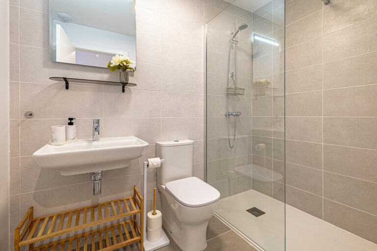 1a72ecebb62e00191f0f3634173e24d2 - 16