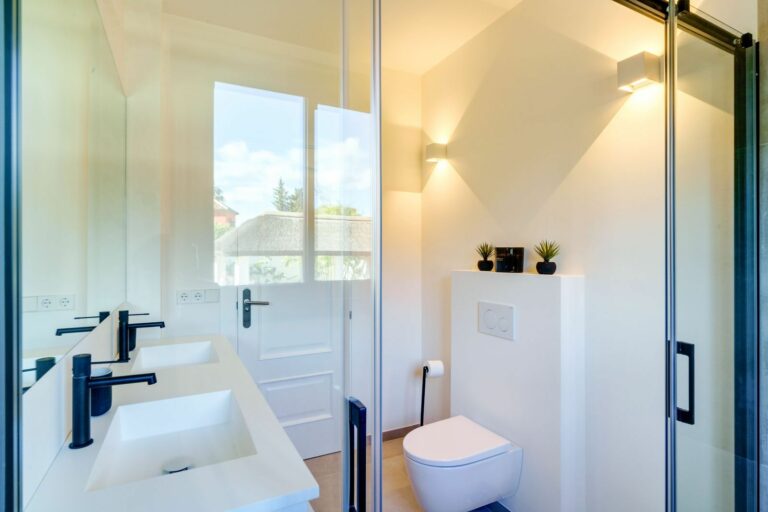 1a73a594e3579f55d783664f73170074 - 16