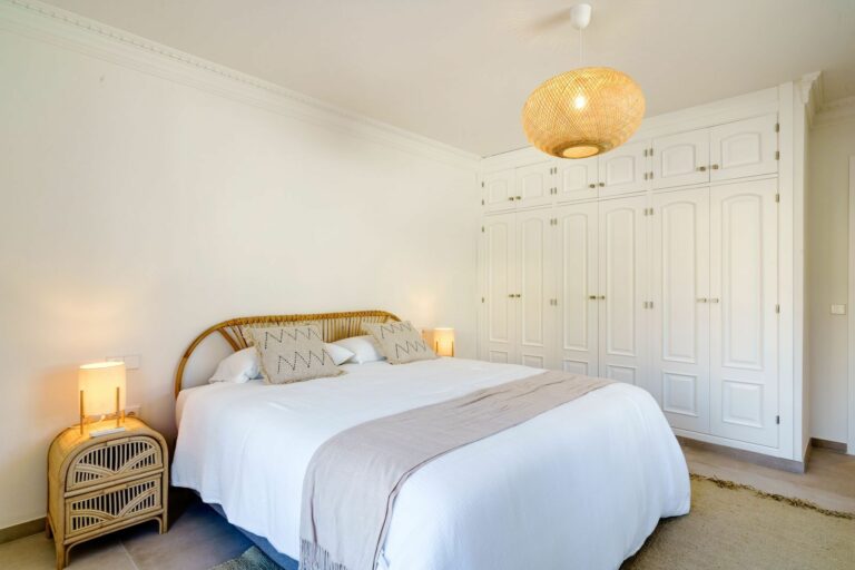 1a73a594e3579f55d783664f73170074 - 3