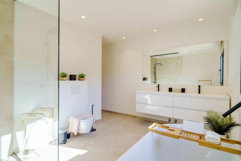 1a73a594e3579f55d783664f73170074 - 8