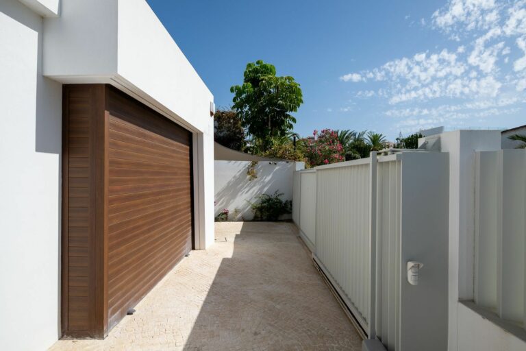 1a76b212583184f4cf8287054010d246 - 12