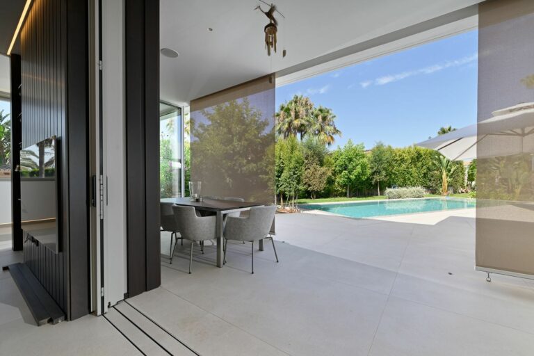 1a76b212583184f4cf8287054010d246 - 3