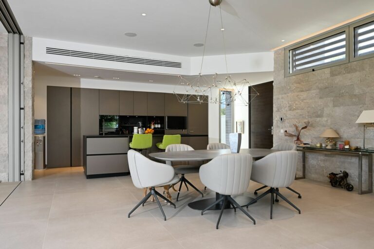 1a76b212583184f4cf8287054010d246 - 5