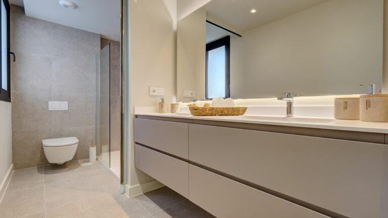 1ab84ff1f5c345e7a2d98eda4d080254 - 7