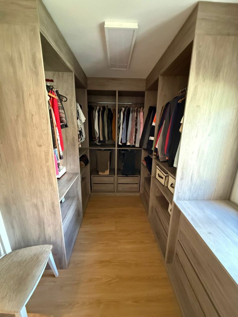 1b8dd5a8e57b9bf034ce27f8caeb21d2 - 11