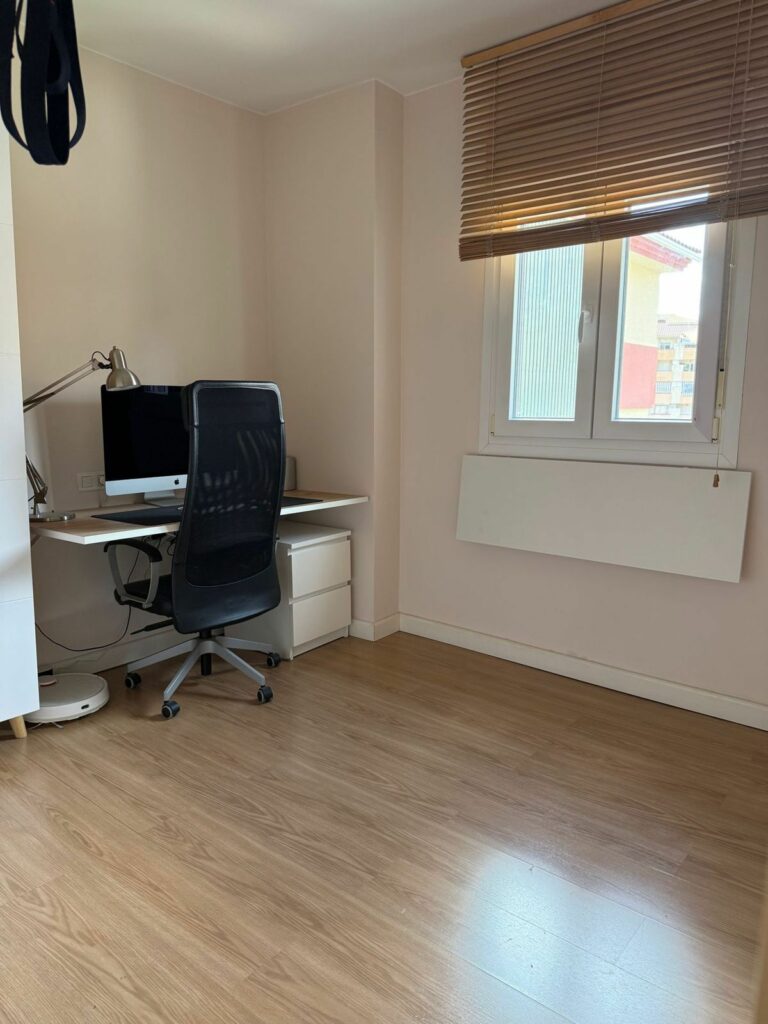 1b8dd5a8e57b9bf034ce27f8caeb21d2 - 14