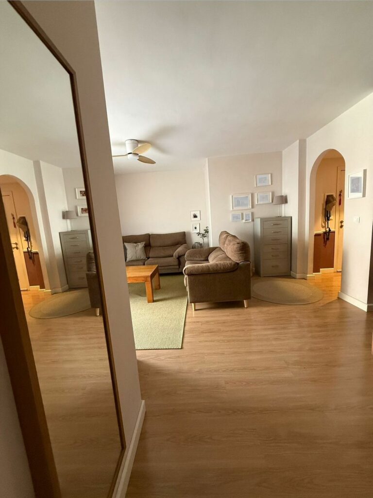 1b8dd5a8e57b9bf034ce27f8caeb21d2 - 3