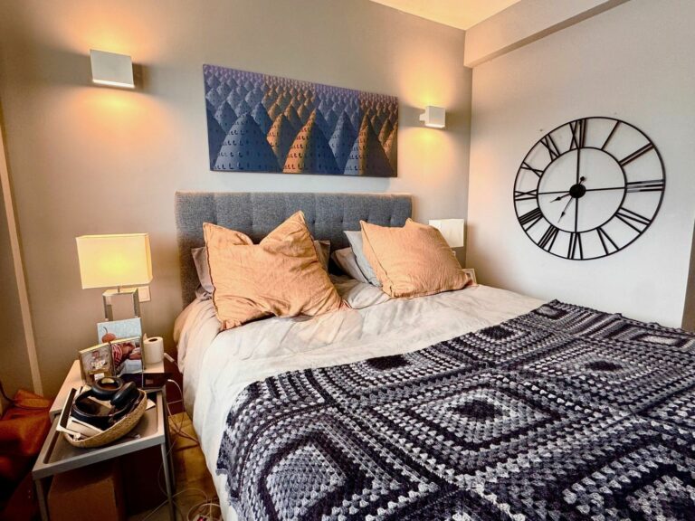 1c40ff1854e09bc05df6e3b00331ec9d - 14