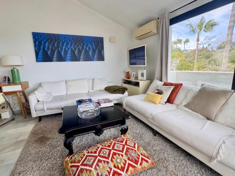 1c40ff1854e09bc05df6e3b00331ec9d - 2