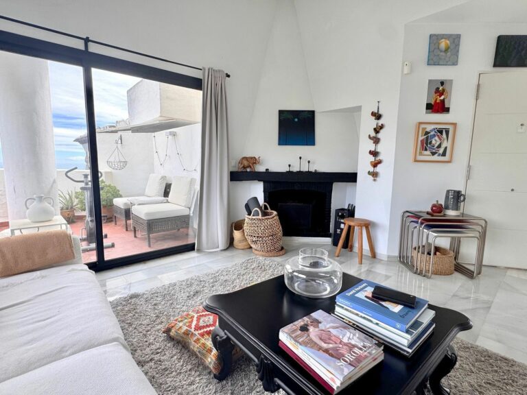 1c40ff1854e09bc05df6e3b00331ec9d - 3