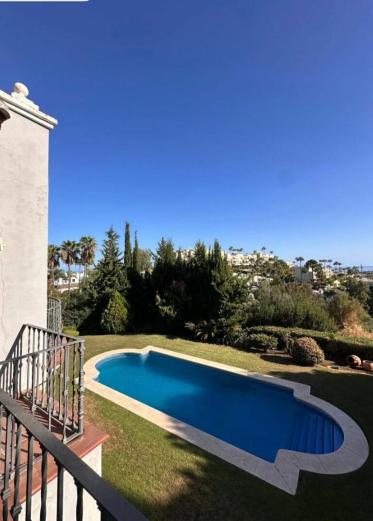 1d32e4a50c824dda9a73670f55a3cee2 - 9