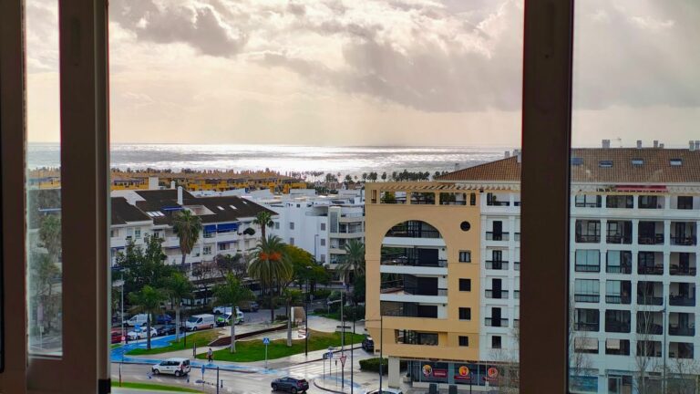 1da854bb29e825fdcf5a6ee557425481 - 1