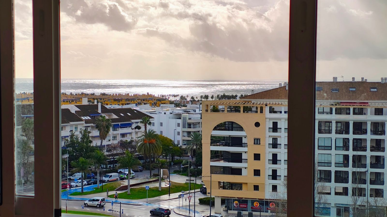 1da854bb29e825fdcf5a6ee557425481 - 1