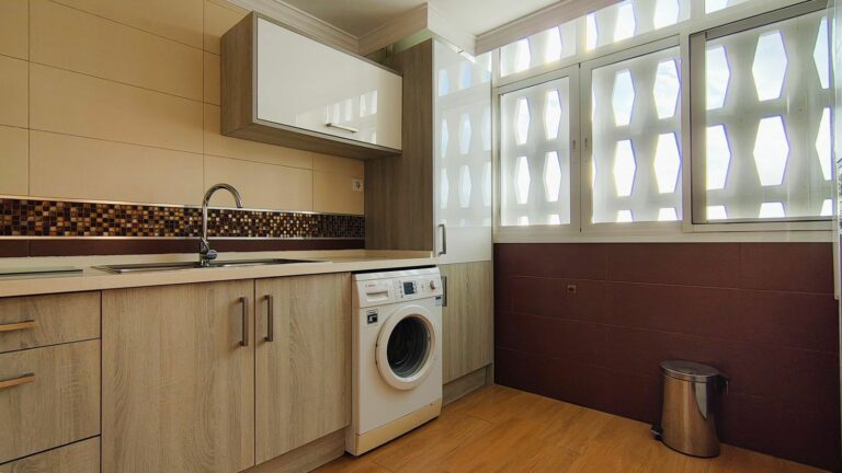 1da854bb29e825fdcf5a6ee557425481 - 5