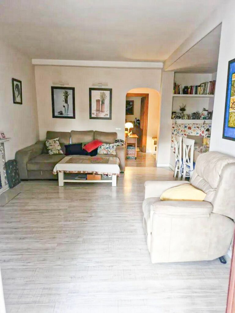 1fb25e808777343f4f200b574d157002 - 2