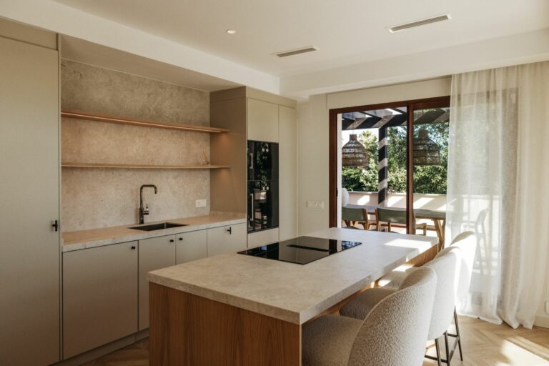 202fdf62bf5a952d272e12f58bef81c0 - 4