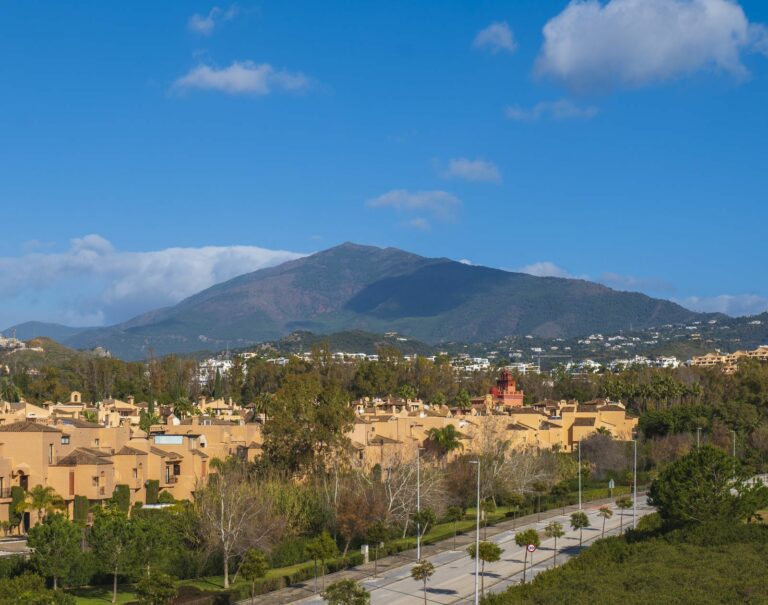 20eafd2712f1582a5fb2eeb651e219a3 - 9