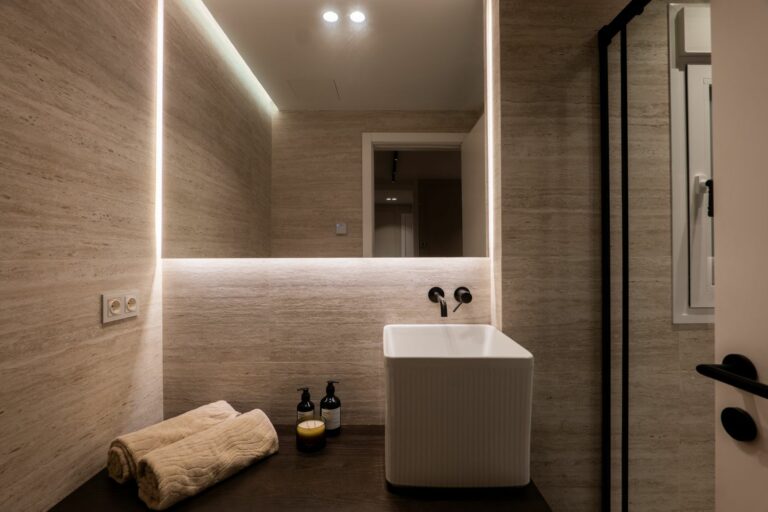 2268a7f4049bc40b61942a33a8fcd637 - 15