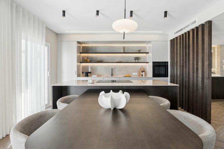 2268a7f4049bc40b61942a33a8fcd637 - 3