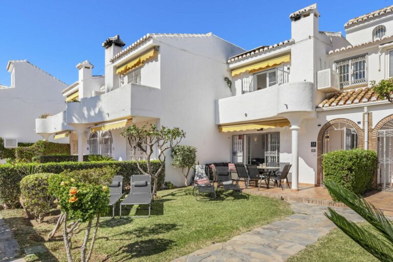 2285f22d434d8f766c6c8eb1260fdd9c - 16