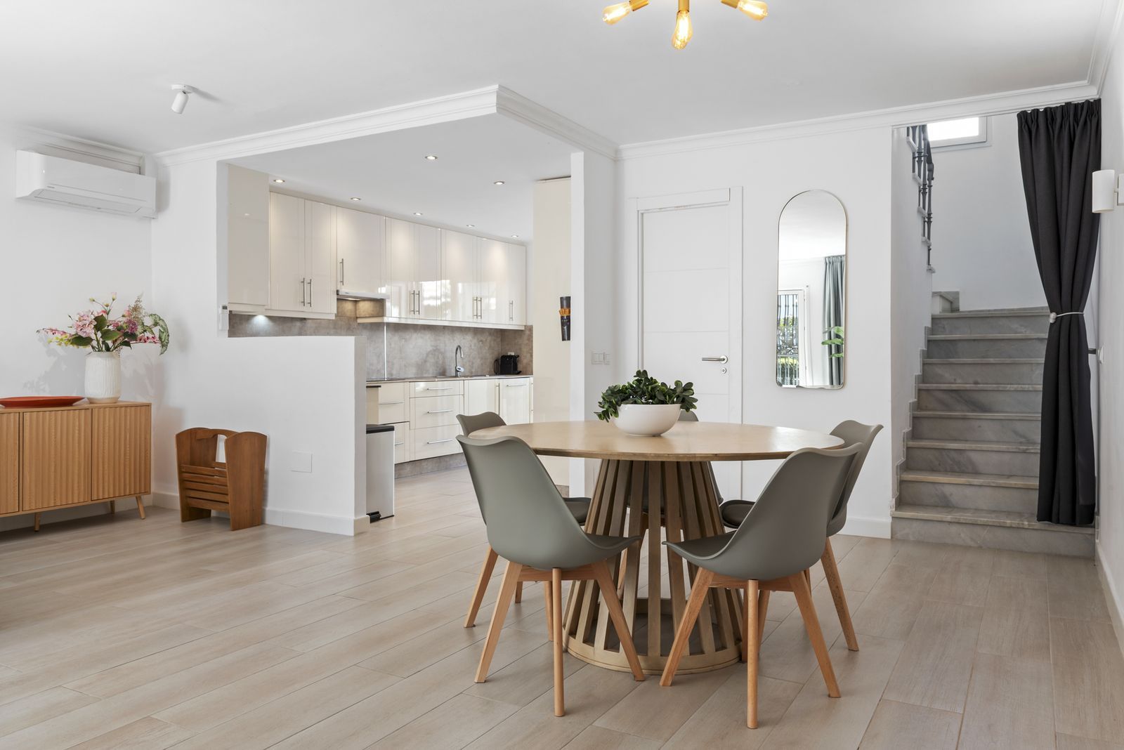 2285f22d434d8f766c6c8eb1260fdd9c - 6