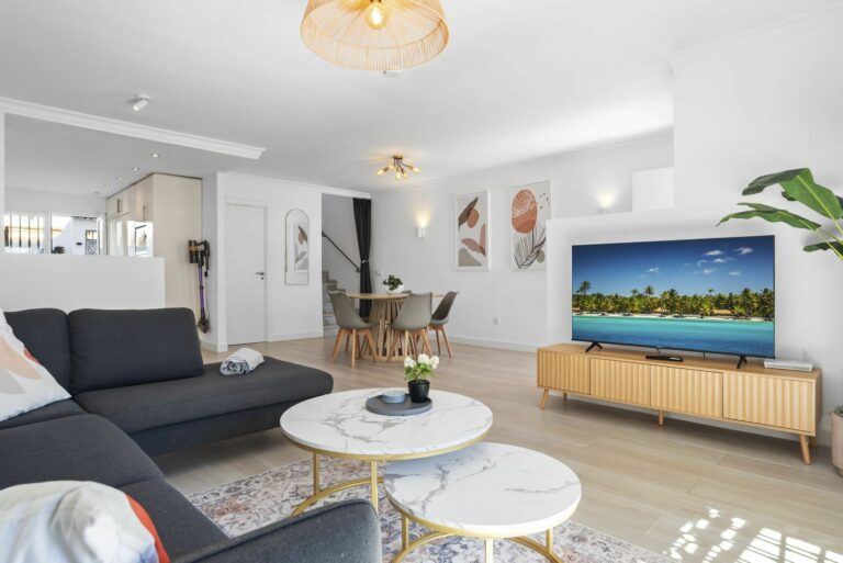 2285f22d434d8f766c6c8eb1260fdd9c - 8