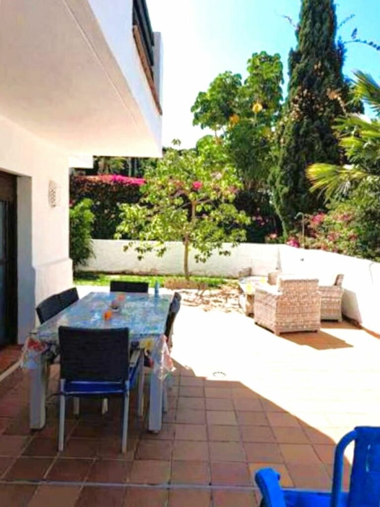 23c85d749b51cfcbc9c171920877da6a - 3