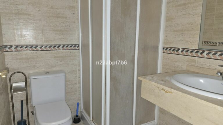 23f7d778338a37604e470fa4e3c03dcc - 12