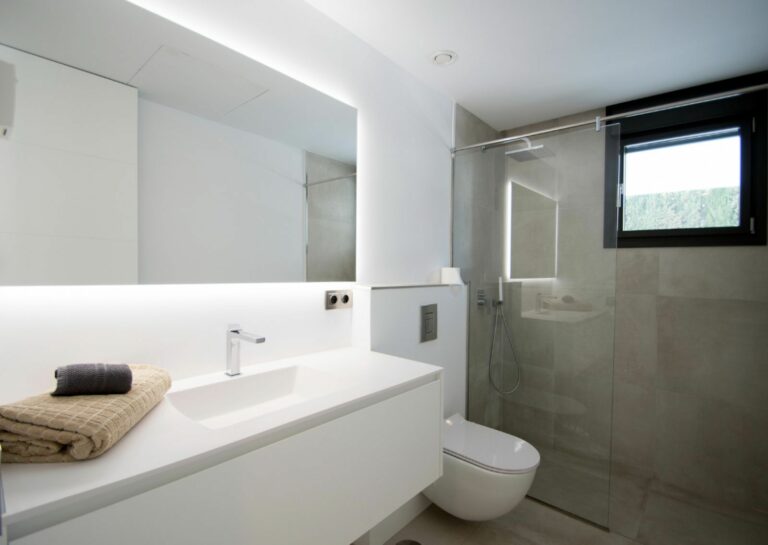 248d436b8aa04e458541b3e900822fa7 - 12