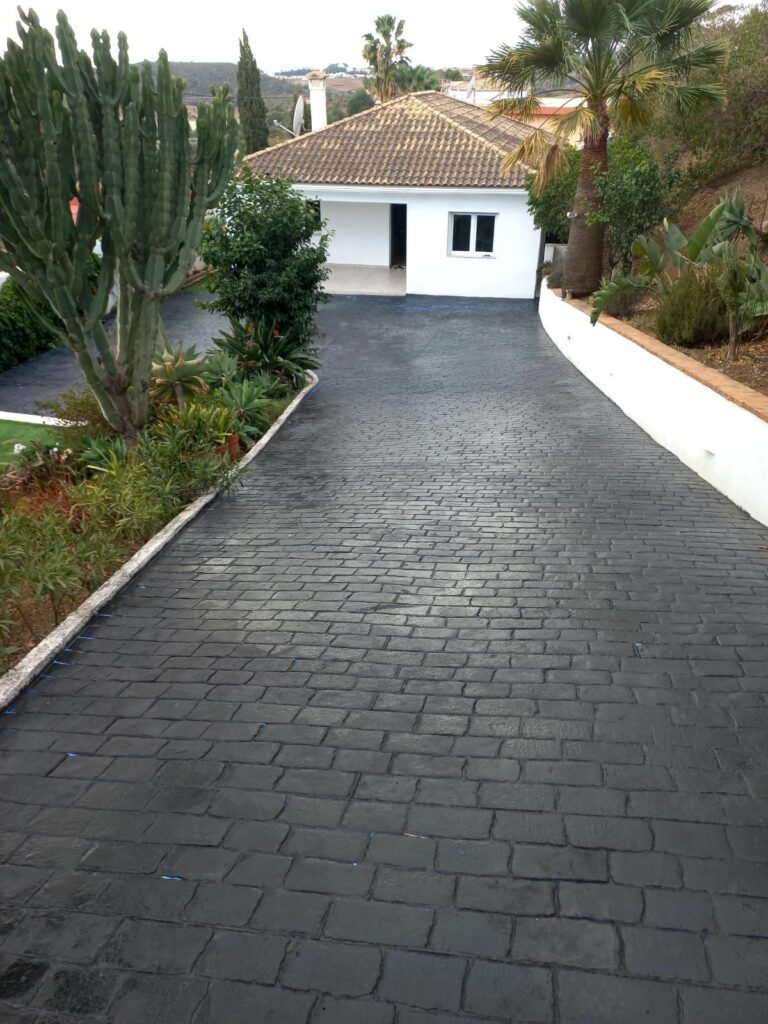 24bff886b6816e06b65a0963e73f4b04 - 14