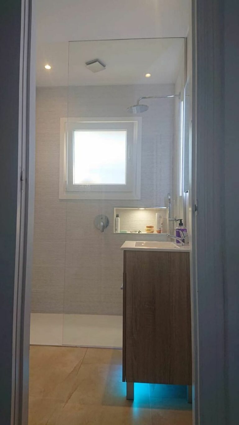 24bff886b6816e06b65a0963e73f4b04 - 6