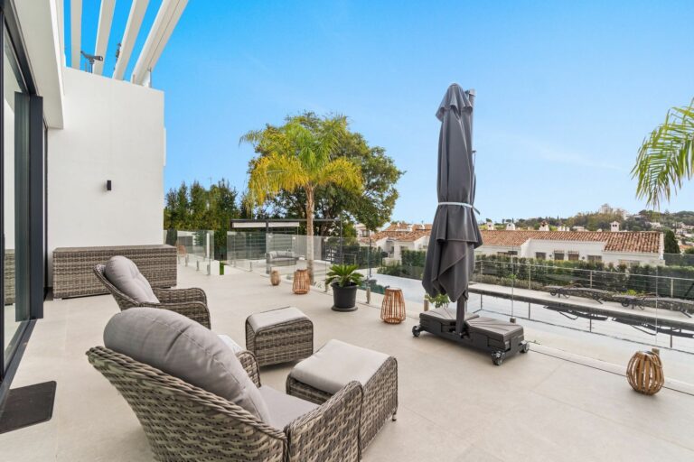 25bdd6969ad31ce615ff7e414b7099ad - 12